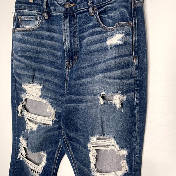 American Eagle Distressed Stretch Curvy Mom Jeans NWT Size 14 X-Short #76 - Picture 2 of 8